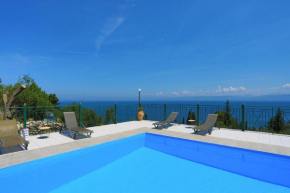 Antigoni Villas